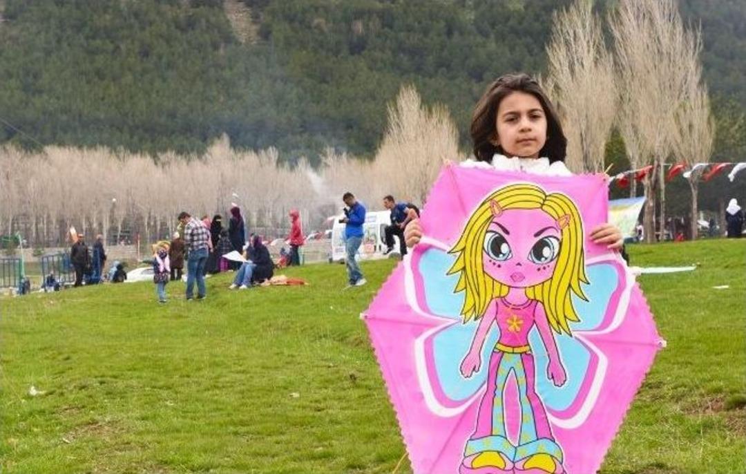 Erzurum U&ccedil;urtmalarla Şenlendi