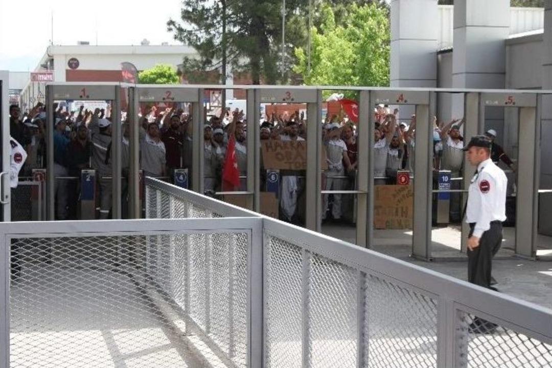 Renault Ve Tofaş İş&ccedil;ilerinin Eylemi Devam Ediyor