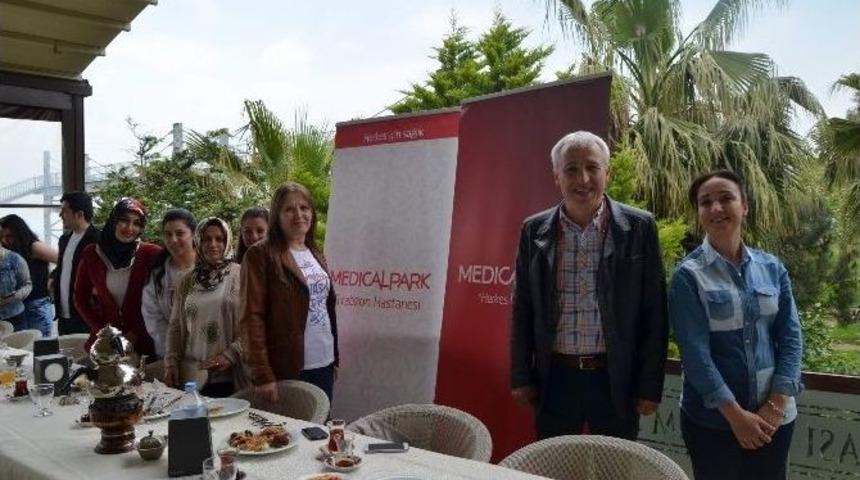 Medical Park Trabzon Hastanesi Hemşireler G&uuml;n&uuml;&rsquo;n&uuml; Unutmadı