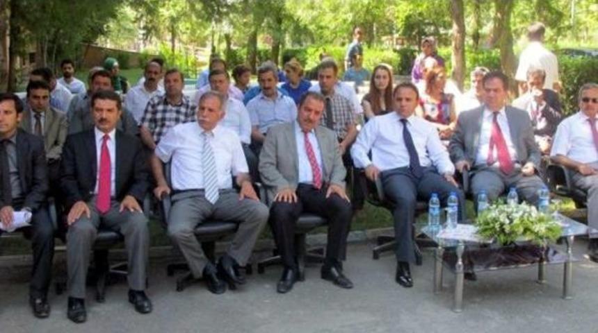 Engelliler Havaalanından  &Ccedil;evrilmiş, Protokol Almanya'ya Gitmiş