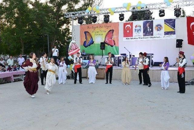 Boşnaklar Pita Festivali’nde Gönüllerince Eğlendi