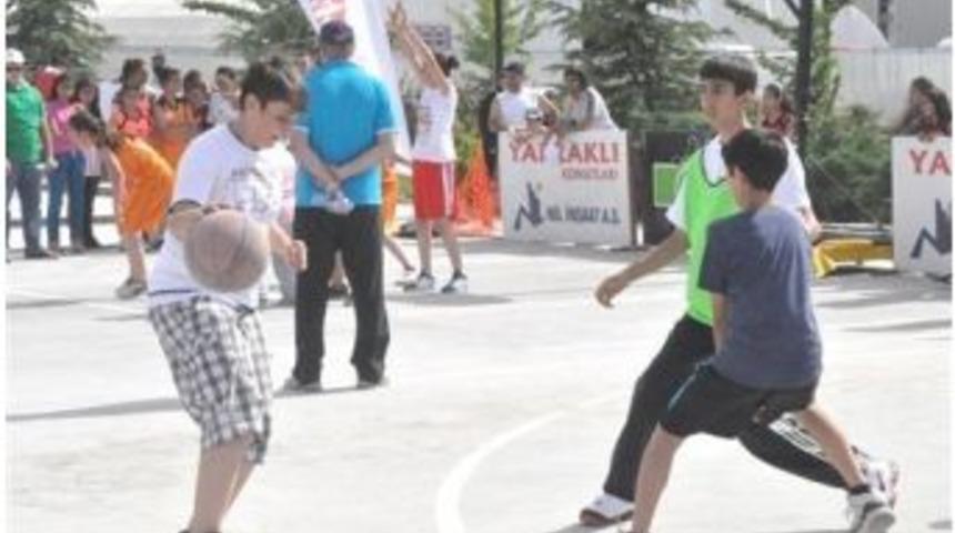 Sokak Basketbolu M&uuml;sabakaları Devam Ediyor