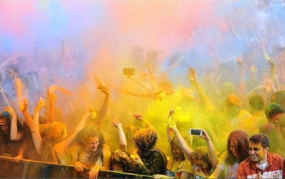 Beşiktaş Sokakları, Rengarenk Oldu