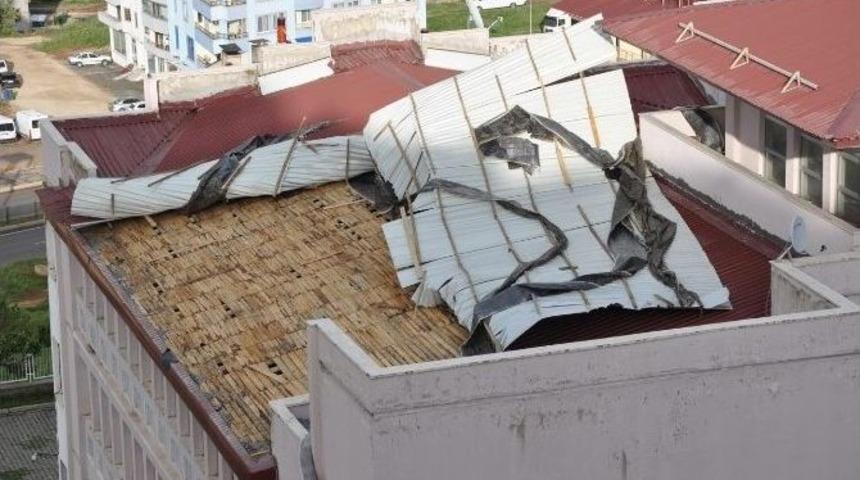 Tunceli&rsquo;de Fırtına &Ccedil;atıları U&ccedil;urdu