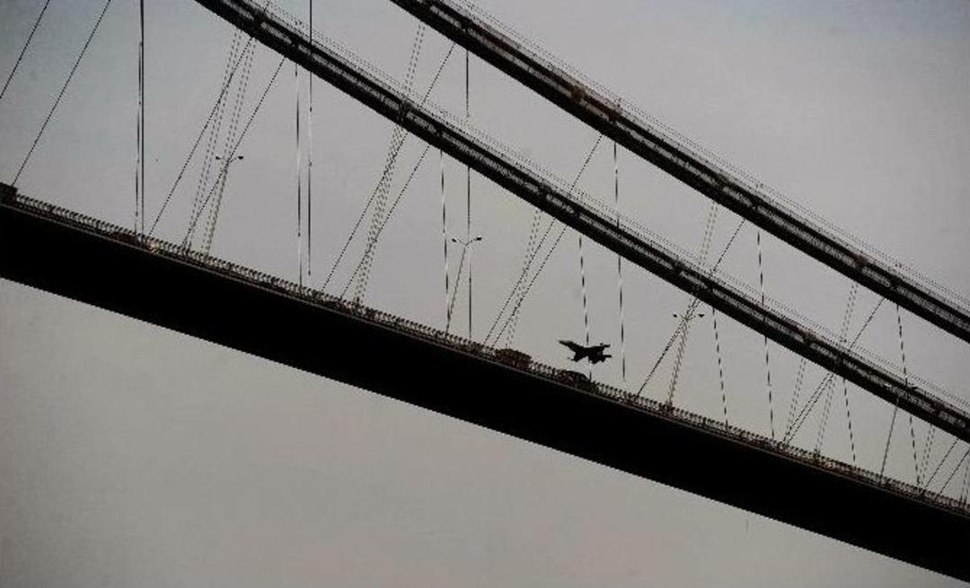 Solo T&uuml;rk&rsquo;ten Nefes Kesen G&ouml;steri