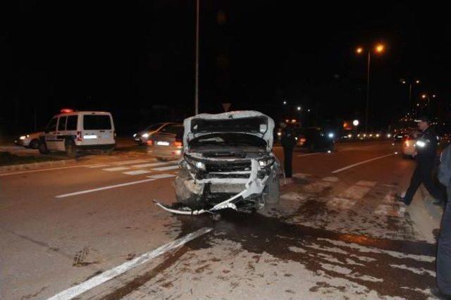 Gaziantep te Iki Trafik Kazası: 11 Yaralı 3