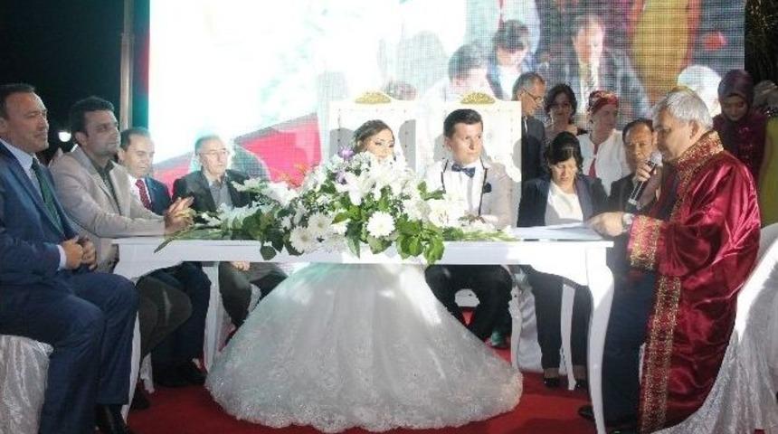 Başkan &Ccedil;etinkaya&rsquo;nın Mutlu G&uuml;n&uuml;