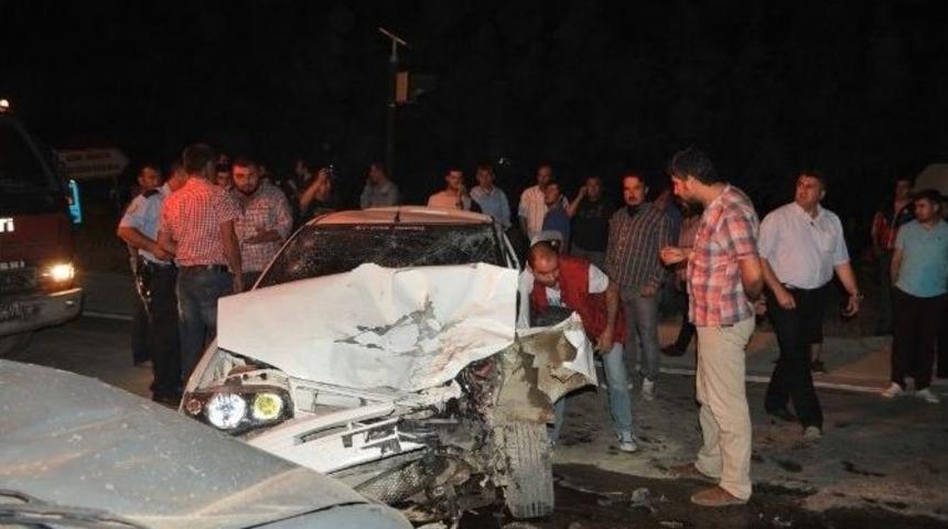 İznik&rsquo;te Trafik Kazası: 8 Yaralı