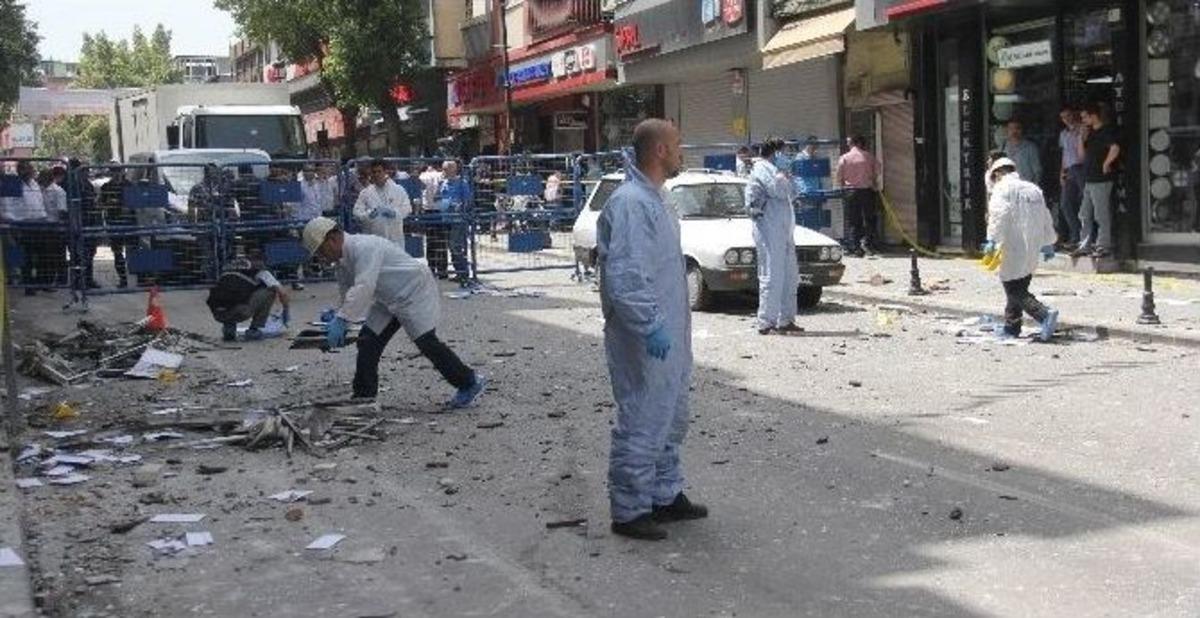 Hdp Adana İl Binasındaki Patlamada 5 Partili Yaralandı