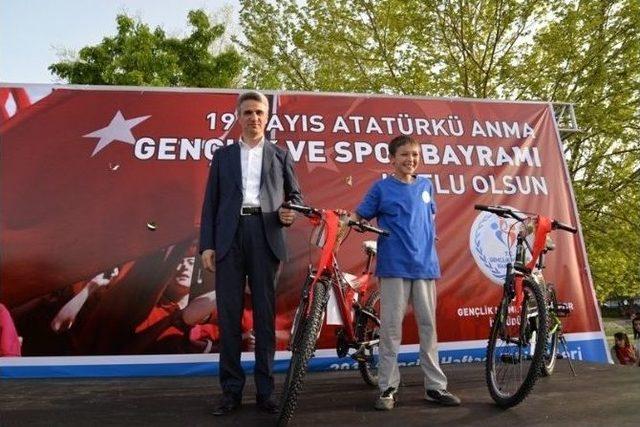 Bolu’da “yılın Enleri” Ödül Töreni Gerçekleştirildi 1