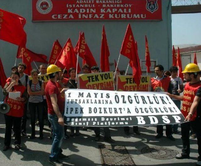 Bakırköy’Deki Kadın Kapalı Ceza İnfaz Kurumu Önünde Eylem