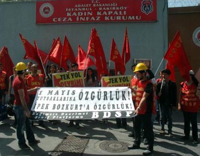 Bakırköy’Deki Kadın Kapalı Ceza İnfaz Kurumu Önünde Eylem
