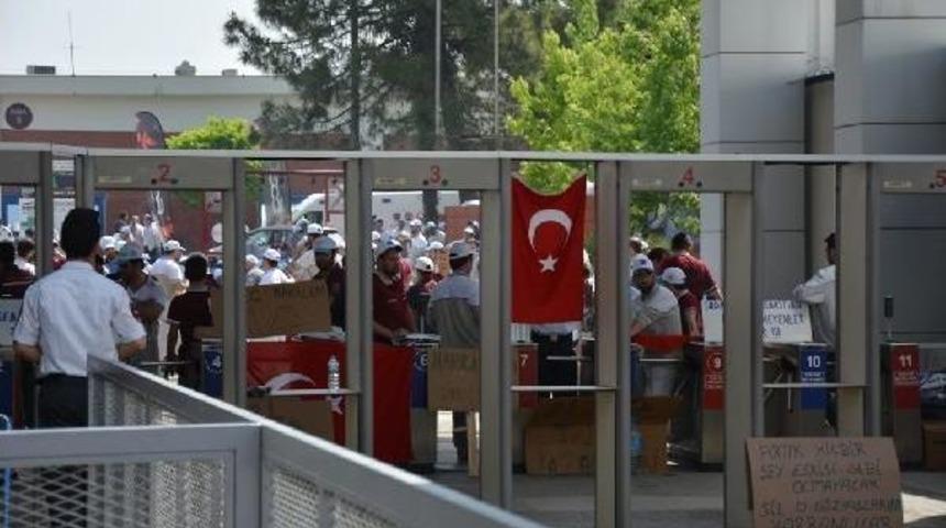 Bursa&rsquo;Da Otomotiv Iş&ccedil;ilerinin Eylemi Devam Ediyor