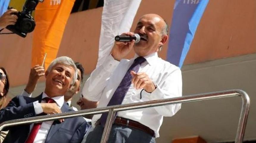 Bakan M&uuml;ezzinoğlu: Kendileri Kuş Beyinli