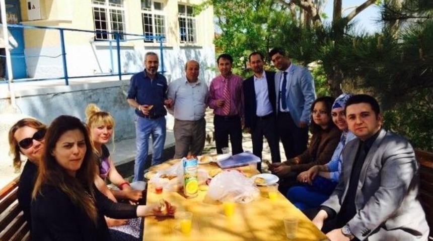 G&uuml;n-der&rsquo;den &Uuml;niversiteye Hazırlanan Lise &Ouml;ğrencilerine Kaynak Desteği