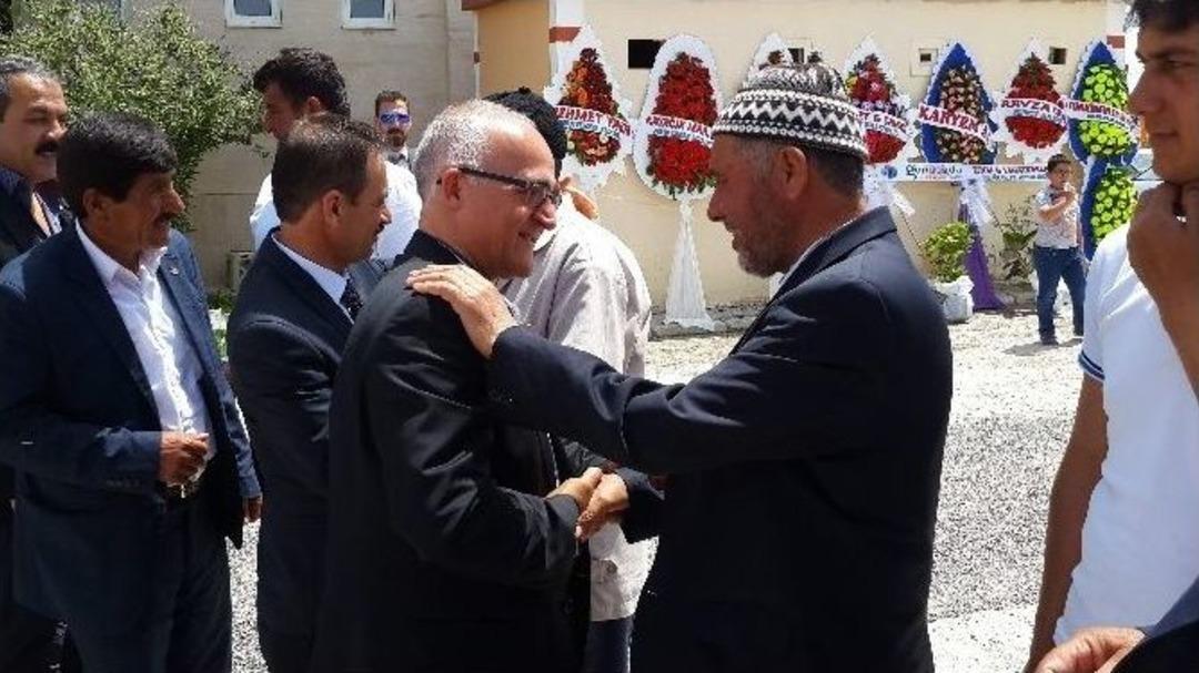 Mhp Adayı G&ouml;nen, Se&ccedil;im &Ccedil;alışmalarını S&uuml;rd&uuml;r&uuml;yor