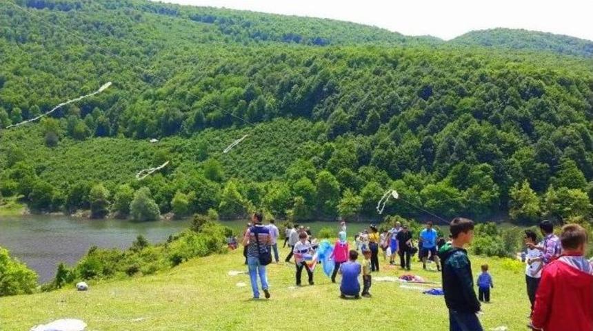 Yığılca U&ccedil;urtma Etkinliği Renkli G&ouml;r&uuml;nt&uuml;ler Oluşturdu