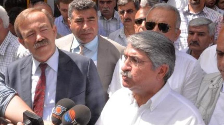 Hdp Mersin Ve Adana Il Binalarında Patlama (5)