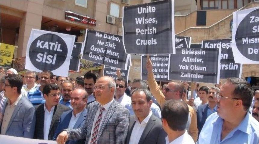 Mursi&rsquo;nin İdam Kararı Protesto Edildi