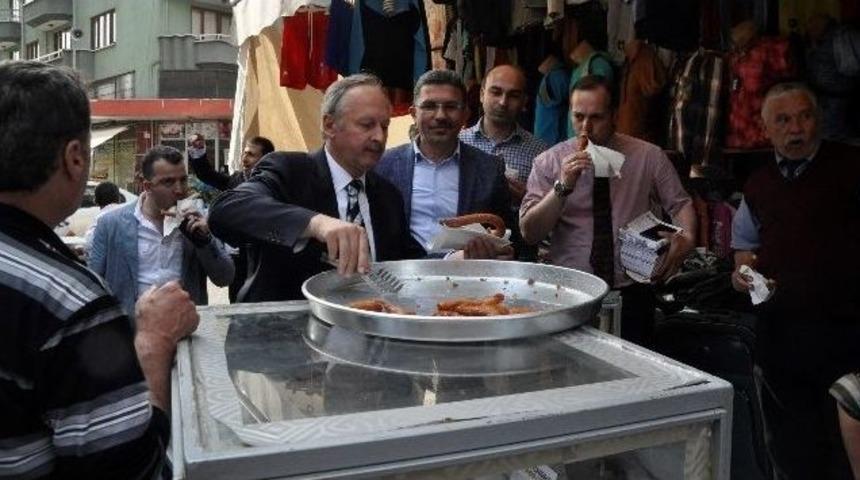 &Ouml;zden, Kendi Elleriyle Tatlı İkramı Yaptı