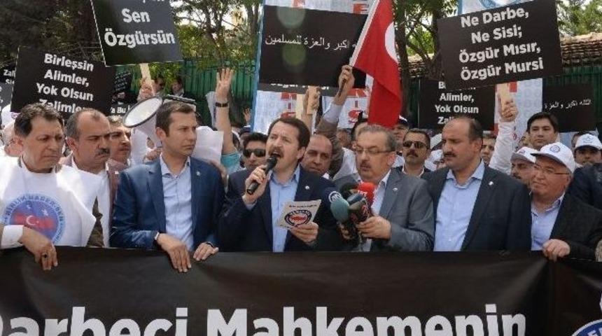 Memur-sen, Mursi İ&ccedil;in Alanlara İndi