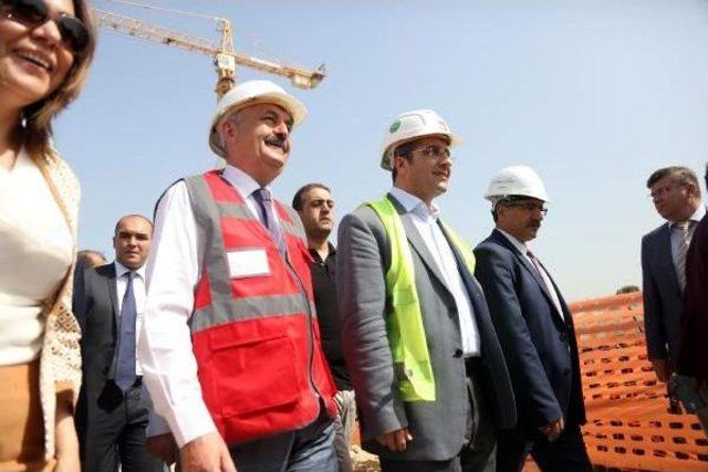 Bakan Müezzinoğlu: Kendileri Kuş Beyinli (3) 3