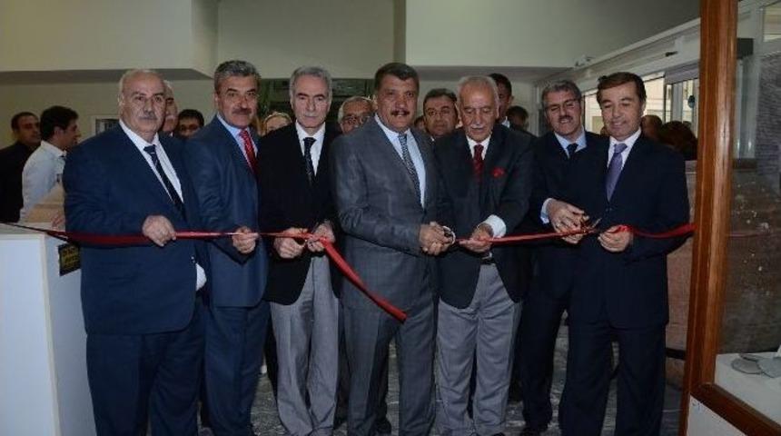 M&uuml;zeler Haftası Nedeniyle Takı Sergisi A&ccedil;ıldı