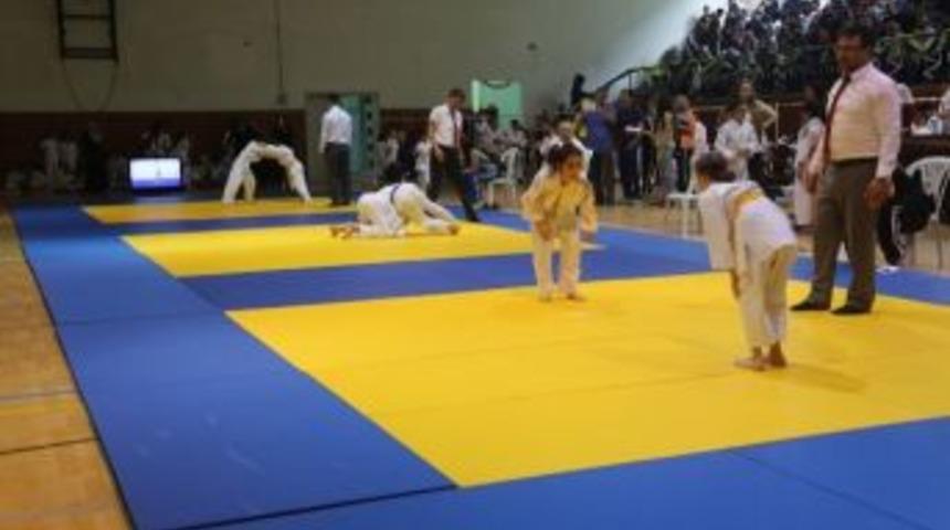 İhlas Koleji&rsquo;nden Judo Ş&ouml;leni