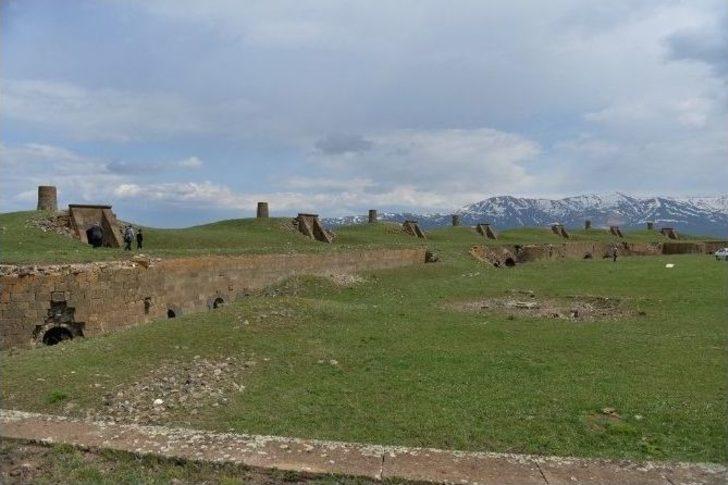 Vali Altıparmak, “tarihi Ve Kültürel Değerlerimizi Kimsenin Yağmalamasına İzin Vermeyeceğiz” G1