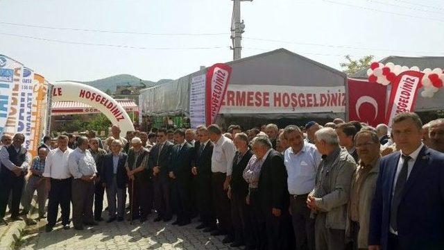 Kozcağız&rsquo;da Hayır &Ccedil;arşısı Dualarla A&ccedil;ıldı 3