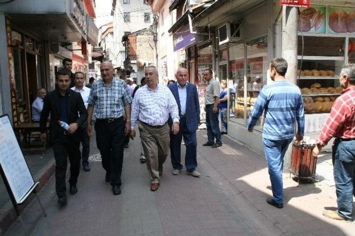 &Ccedil;akan Devrek&rsquo;te Davul Ve Zurna İle Karşılandı