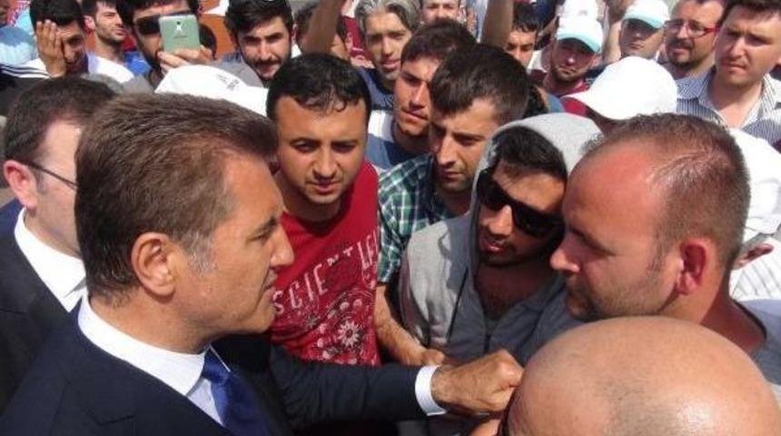 Bursa&rsquo;Da Otomotiv Iş&ccedil;ilerinin Eylemi Devam Ediyor (3)