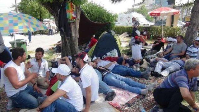 Bursa&rsquo;Da Otomotiv Iş&ccedil;ilerinin Eylemi Devam Ediyor (3) 1