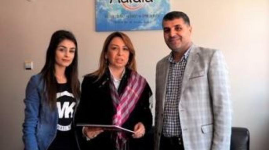 &Ccedil;alık, Maldia Dergisini Ziyaret Etti