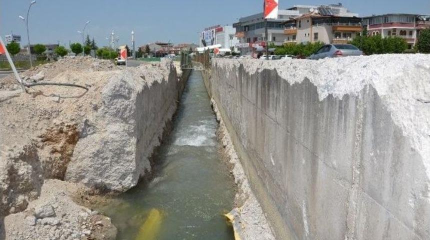 Başkan Polat, Bostanbaşı Kanal &Ccedil;alışmalarını İnceledi