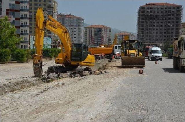 Başkan Polat, Bostanbaşı Kanal Çalışmalarını İnceledi