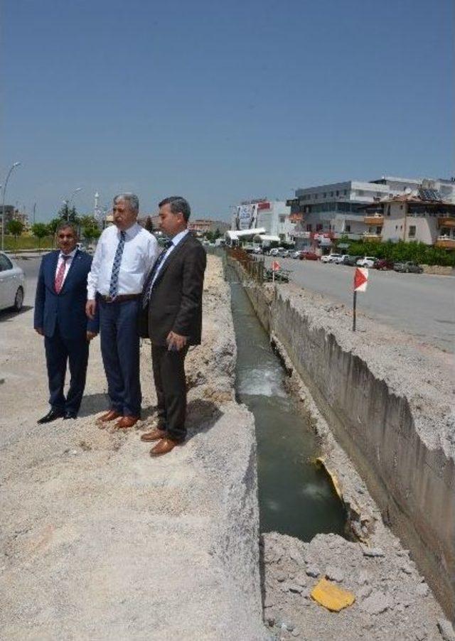 Başkan Polat, Bostanbaşı Kanal Çalışmalarını İnceledi