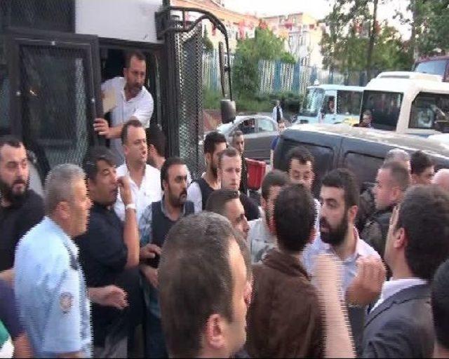 Maltepe &Uuml;lk&uuml; Ocakları Binasına Saldırı... 2