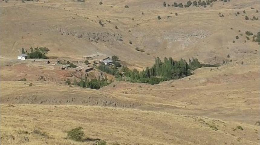 Ev Telefonları &Ccedil;alışmayan Arguvanlılar Yetkililere Seslendi