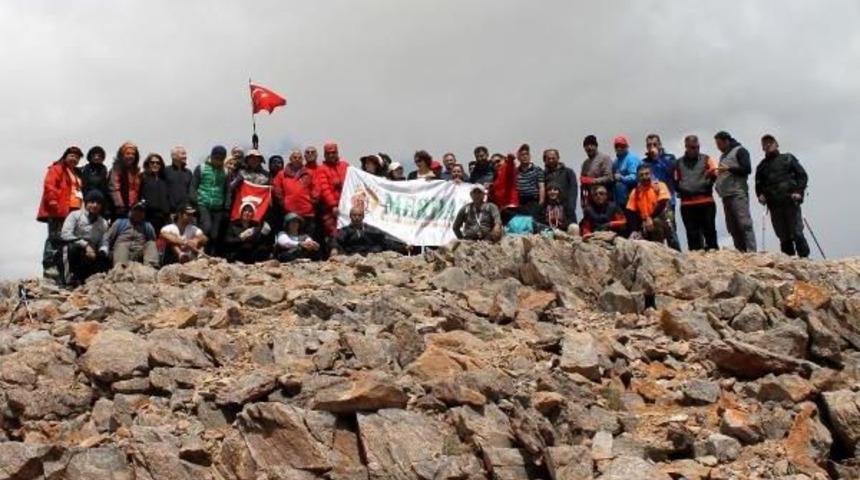 Yıldız Dağı Zirvesinde 19 Mayıs Kutlaması