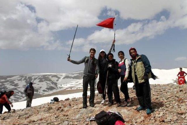 Yıldız Dağı Zirvesinde 19 Mayıs Kutlaması 1
