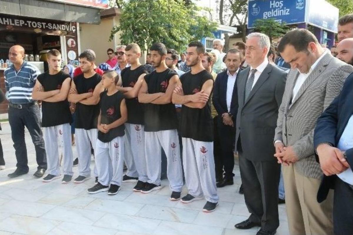 Filistinli Parkur Grubundan D&uuml;nyaya Barış Mesajı