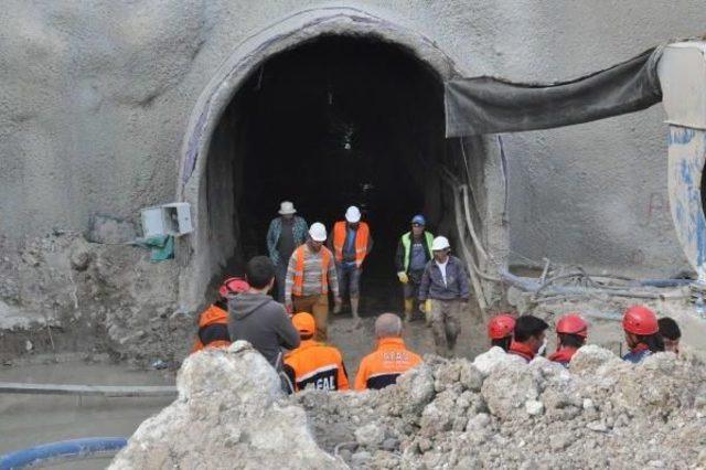 Hes Tünelinde Göçük Altında Kalan Operatörün Cesedi Çıkarıldı