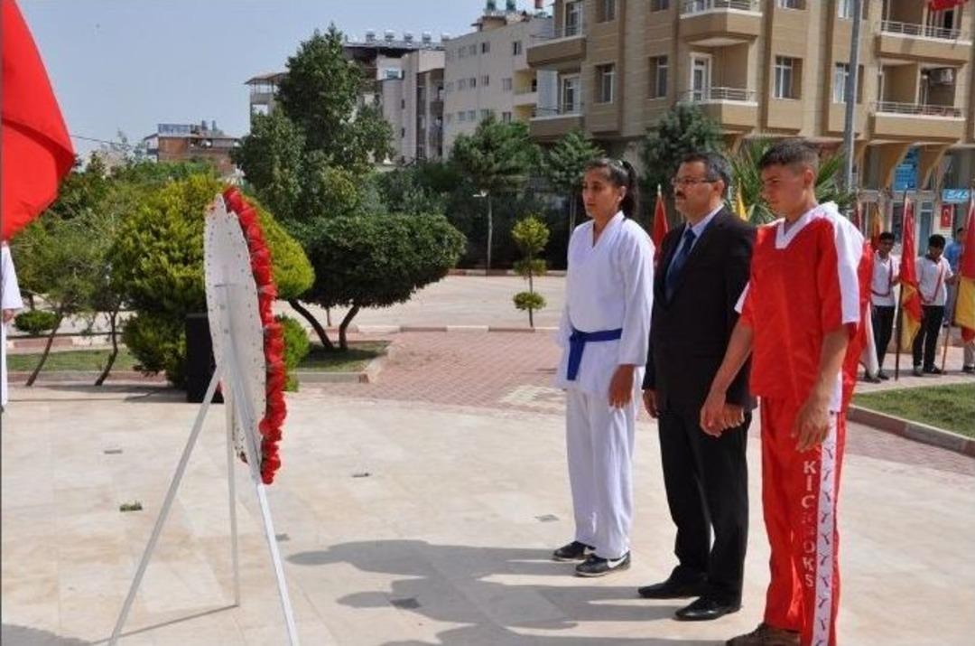 Reyhanlı&rsquo;da 19 Mayıs Atat&uuml;rk&rsquo;&uuml; Anma Gen&ccedil;lik Ve Spor Bayramı Kutlandı