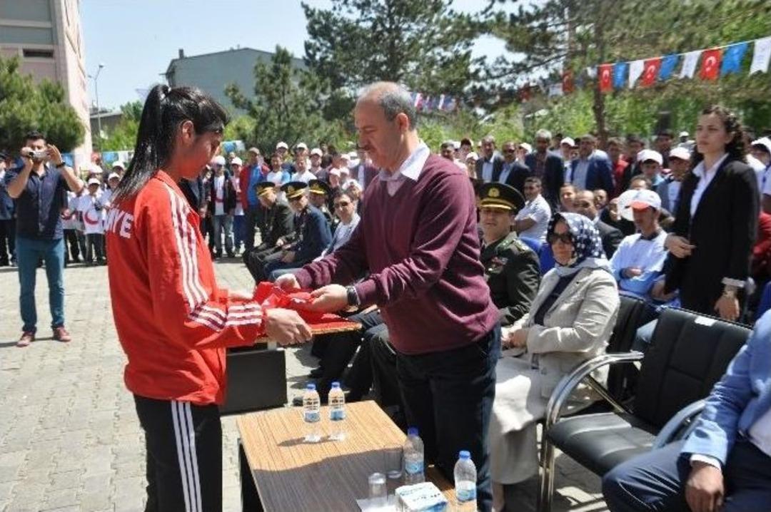 Muş&rsquo;ta 19 Mayıs Coşkusu