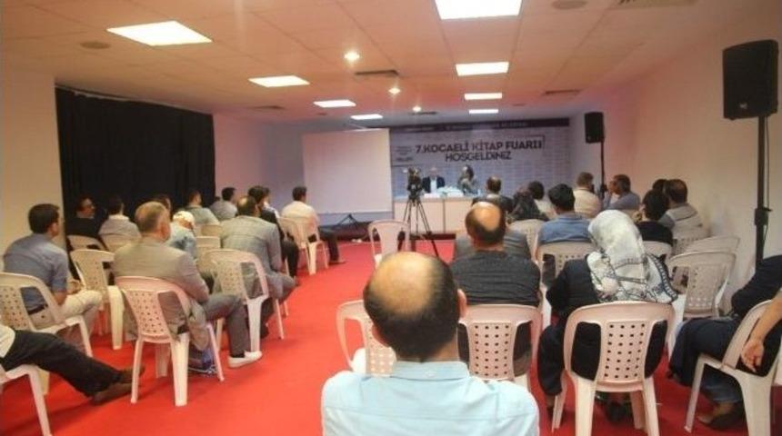 Kitap Fuarında Edebiyat &Uuml;zerine S&ouml;yleşi