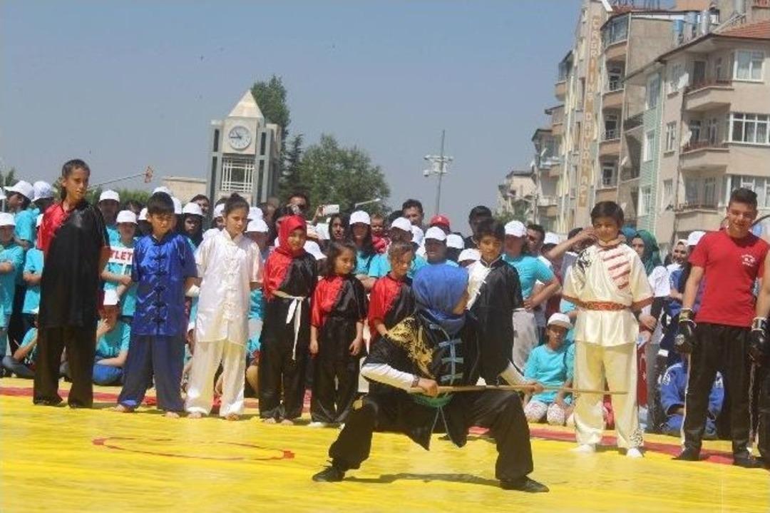 Karaman&rsquo;da 19 Mayıs Coşkuyla Kutlandı