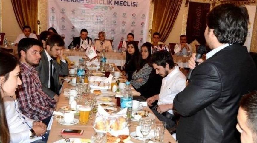 Meram Belediyesi&rsquo;nden Gen&ccedil;lere Destek