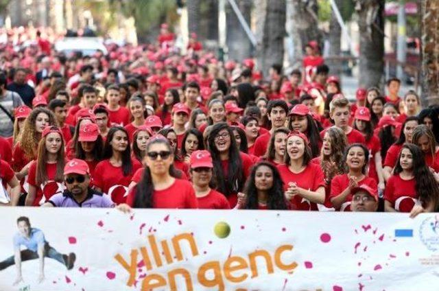 Antalya'da 19 Mayıs Coşkusu