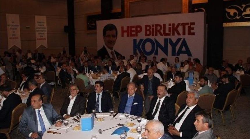 Konya&rsquo;da Başbakan Davutoğlu&rsquo;na Destek